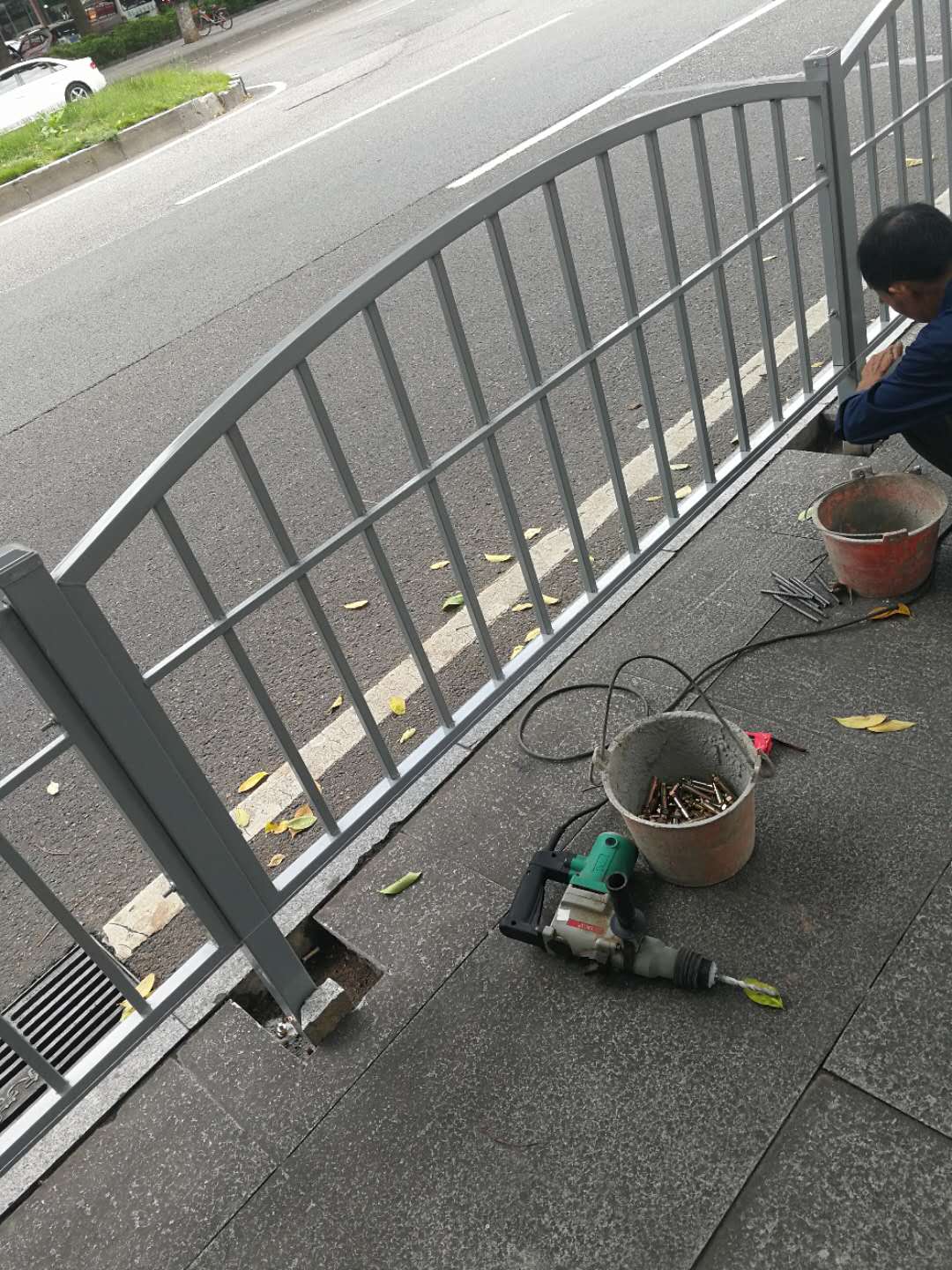 人行道隔离栏杆